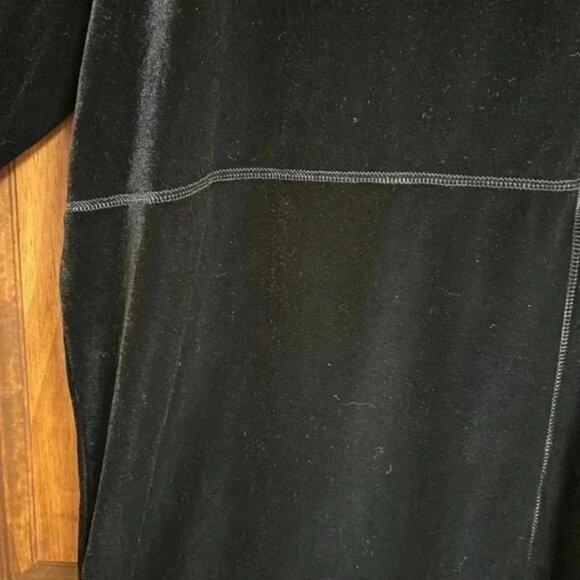 Black Velour Avenue Ladies Top Size 22/24 Women - Picture 4 of 8